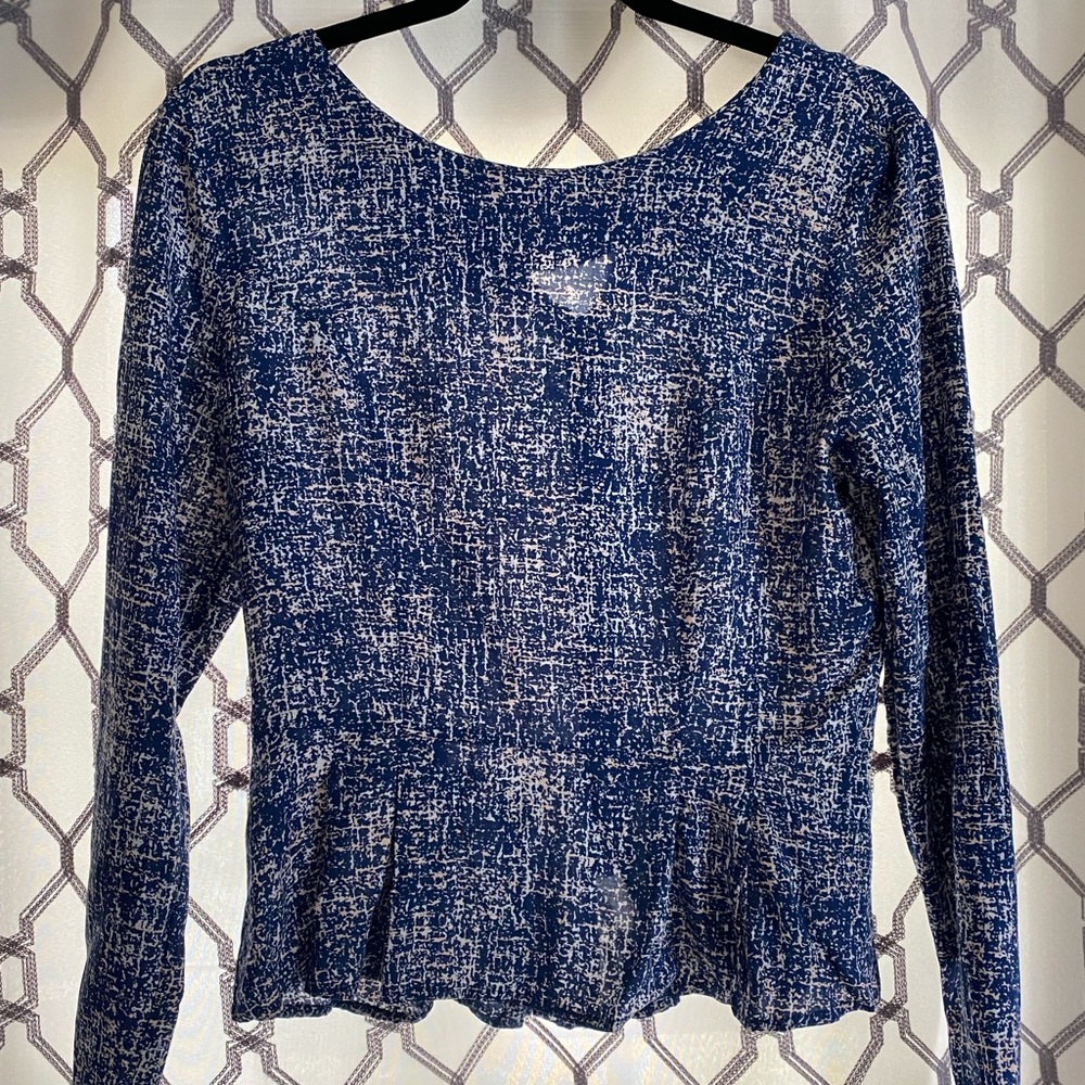 Banana Republic long sleeve top